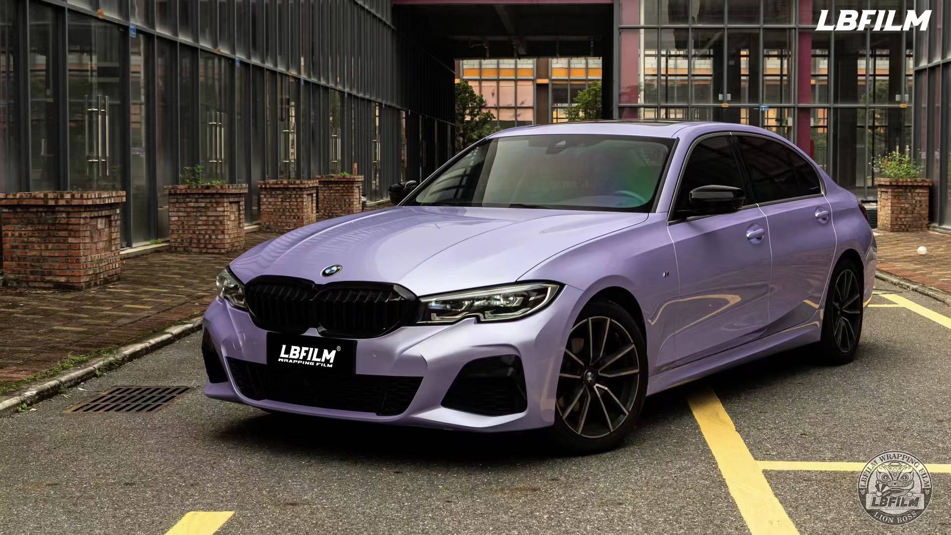 宝马3系lb改色膜液态金属星黛紫,温柔且浪漫至极