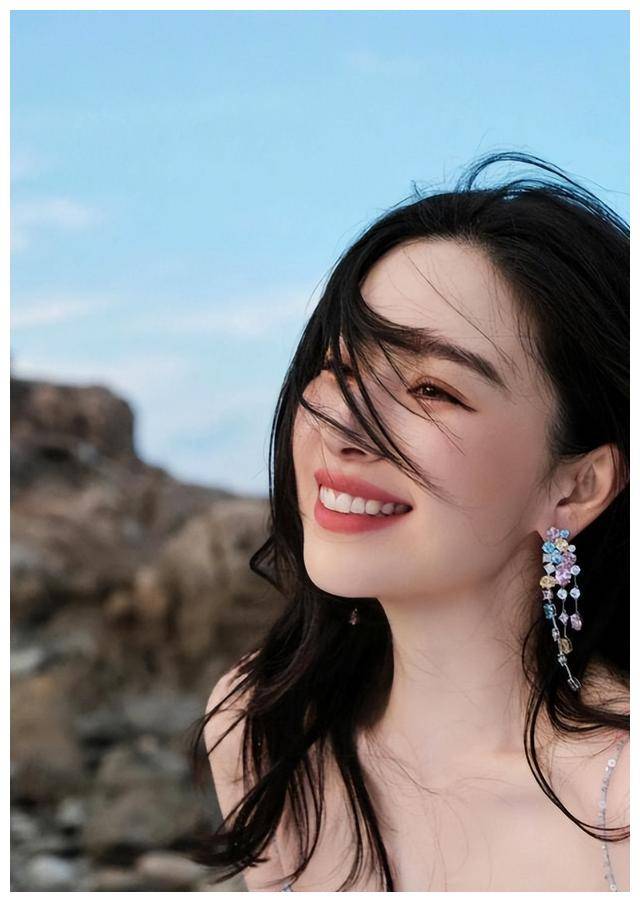 阚清子回应网络评价评价有好有坏不拘一格随心所欲