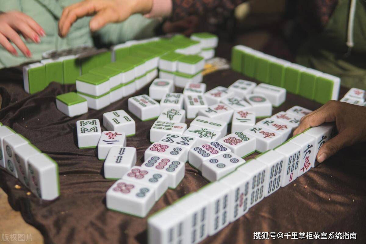 开棋牌室结合餐饮可以吗?老板"裤衩"都赔掉了!