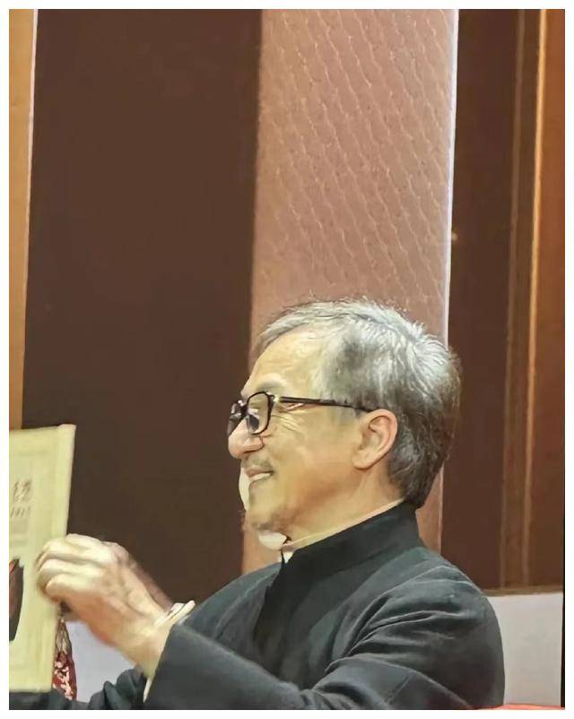 洪金宝与成龙兄弟情深时光留情岁月如歌