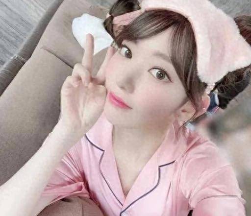 不知道你顶不顶得住?绝美日系女神!