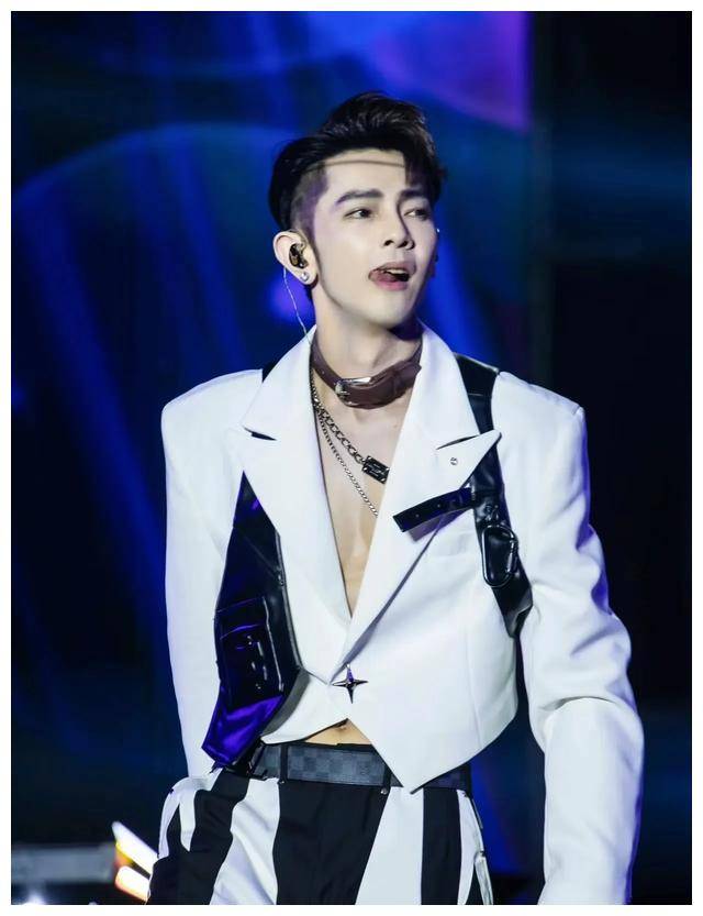 汪东城的神仙颜值, 真是太帅啦!身材更是让人惊艳!