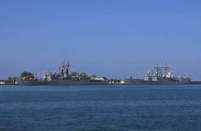 第一次是在3月14日,大陆渔船"闽龙渔61222"在金门东碇岛西南1.