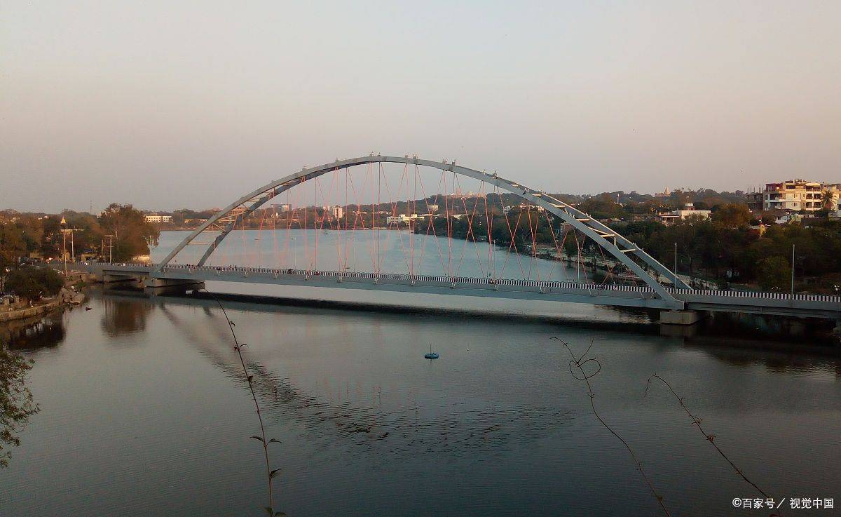 许昌灞陵桥是一座历史悠久的古桥到了许昌千万别错过了这景区