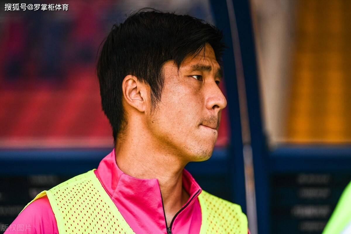 从赵明剑的角度来看,他肯定是希望能带新东家在本赛季足协杯跟申花