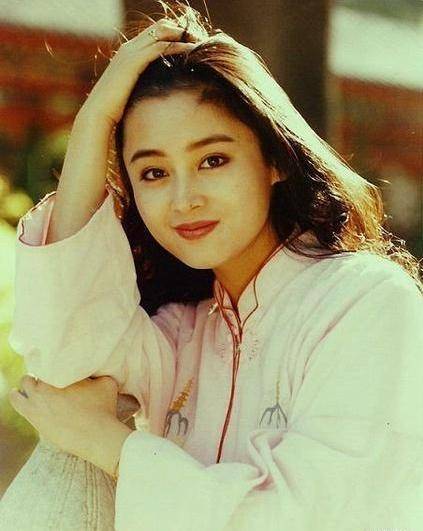 陈凯歌:辜负洪晃,与倪萍在一起7年,为何最后却娶了陈红?