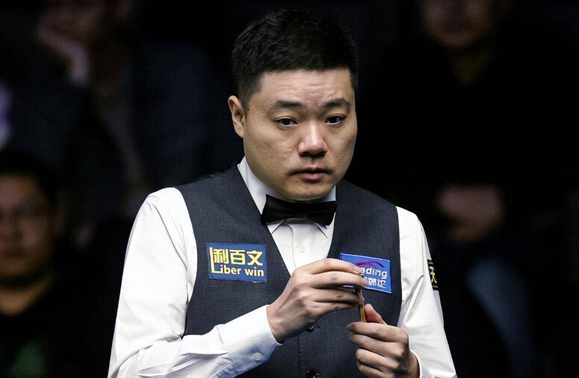 15斯诺克再爆冷门世锦赛冠军惨败丁俊晖三杆破百强势晋级