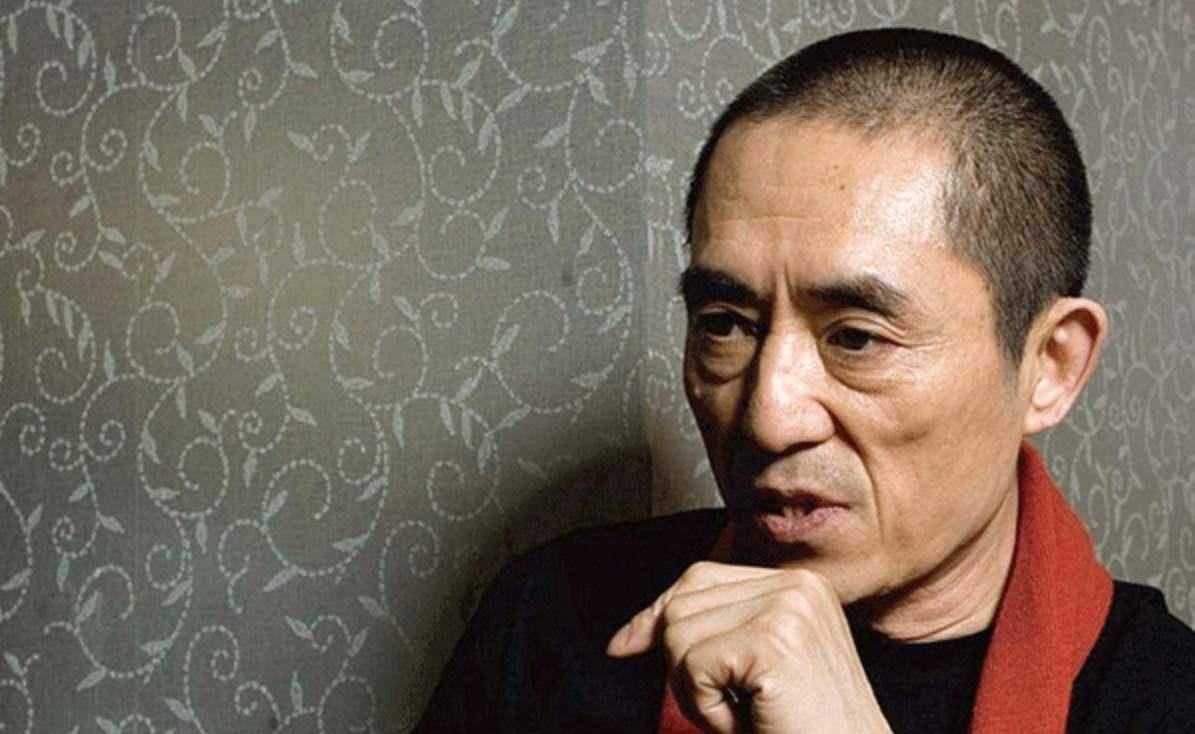 张艺谋自律到每天只睡三小时,只吃一顿饭,娇妻陈婷小其39岁_张译_电影