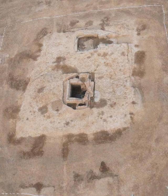 千古一帝隋炀帝寒酸墓地杨广仅剩下两颗牙齿图8是萧后的遗骸