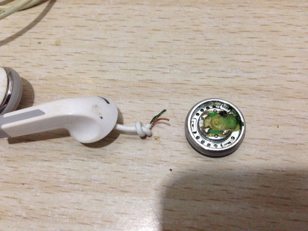 年度水下蓝牙耳机十大名牌汇集:热销榜TOP游泳耳机揭秘!