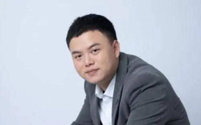 姚尚坤得以在"网游"领域积累了自己的第一桶金