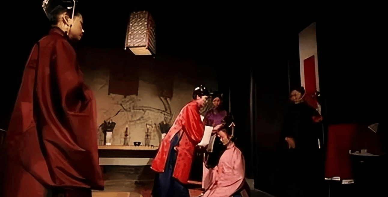 原创古代童养媳有多惨不仅被公婆当成丫囊使晚上还必做一事才能睡