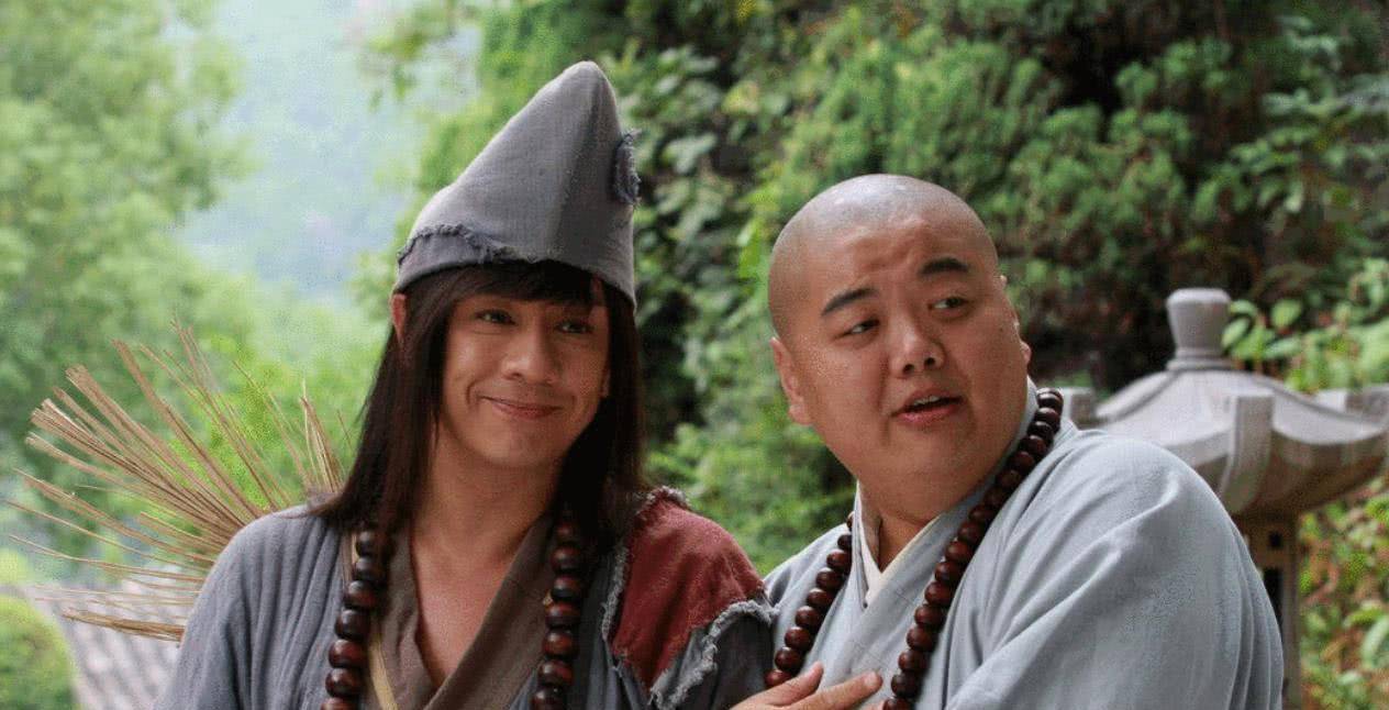 生存现状,有人没钱治病,有人出镜带货卖卫生巾_刘家辉_万梓良_周润发