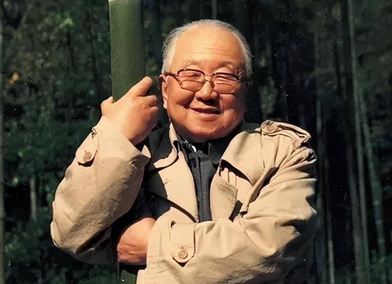 原创国学大师启功身为雍正九代孙被迫娶了姐姐却爱了73年