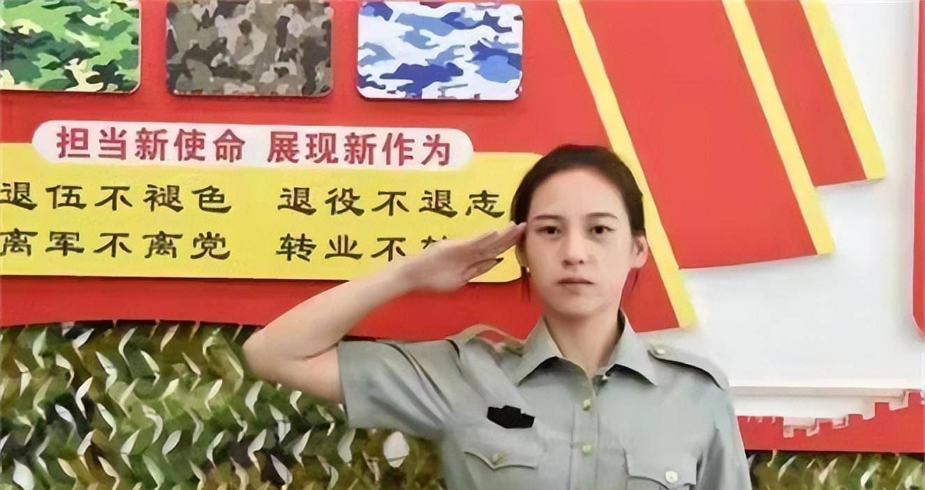 原创00后女枪王沈梦可18岁参加入伍不仅能力强颜值还很高