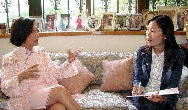 其母严蔼娟曾断断续续与孙科共同生活四年,但怀上孙穗芳后,两人分开了