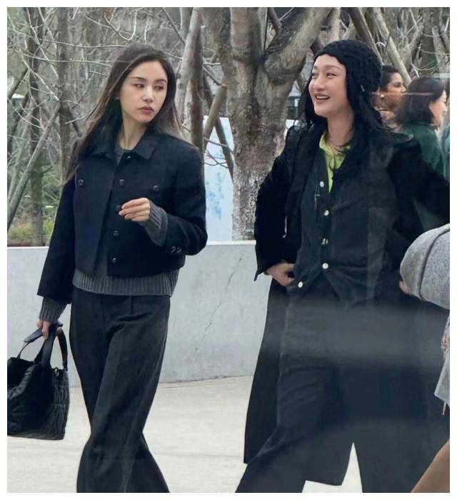 周迅王子文同框身高相似如影随形网友惊叹两女只有158