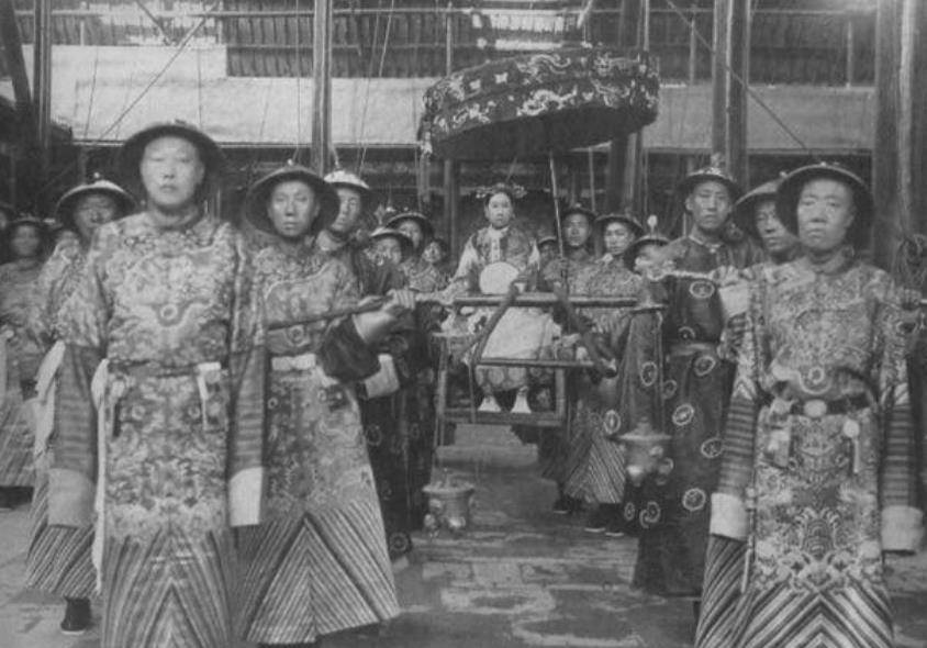 原创光绪帝亲政9年不是慈禧没给他机会而是他自己没把握住机会