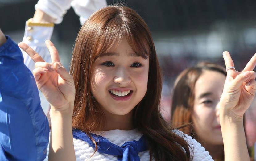 韩国体坛第一美女曾公开表白宁泽涛23岁退役后过得怎样