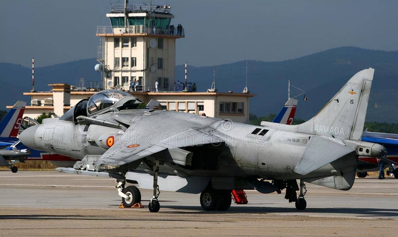 原创马岛战争一战成名风靡全球的鹞式战斗机为何中国会拥有一架