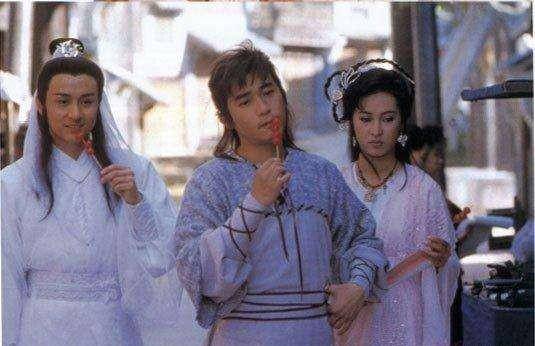 这个版本的《绝代双骄》豆瓣8.4分,成绩相当不错.