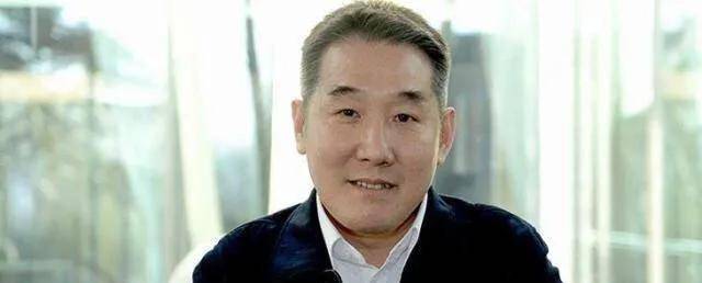 不仅没有失败,反而干得非常出色,不愧是"大哥"级的人物