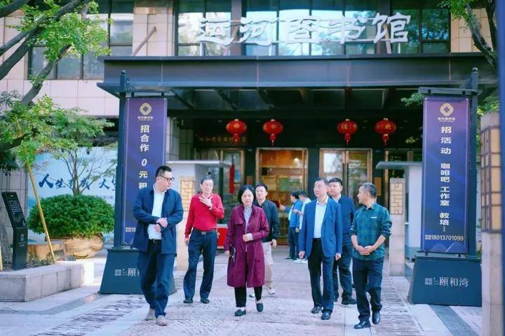 田园东方与苏州本色美术馆创新互动田园时尚与东方美学的碰撞