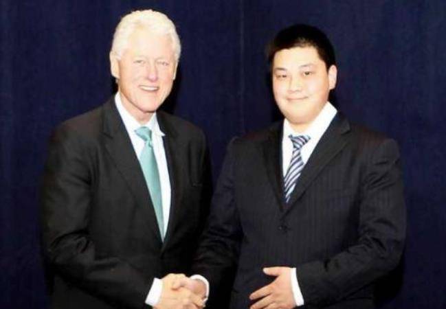 原创江苏首富严昊34岁身价1200亿直逼王健林结婚时美国总统捧场