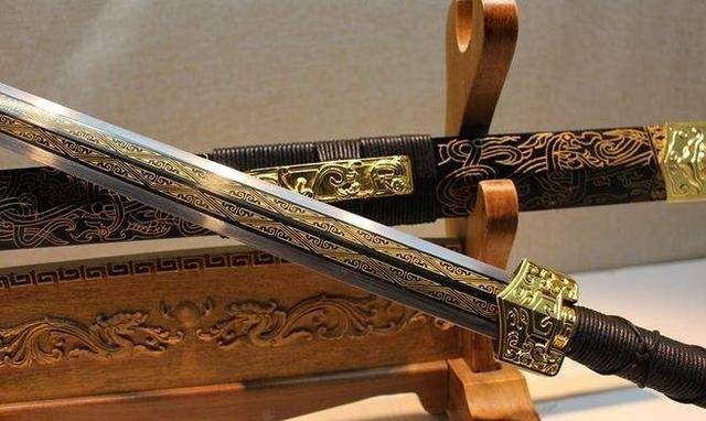 我国5件被奉为至宝的文物,一件只剩传说,有三件被别国当成国宝_定秦剑