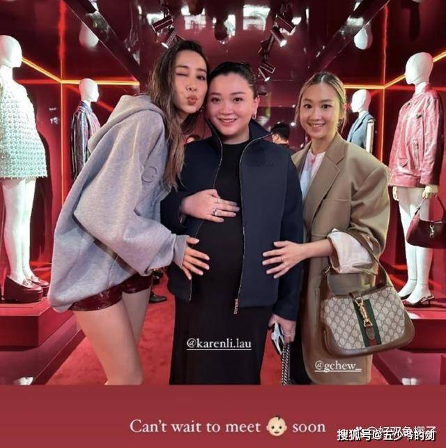 原创30岁百亿名媛李嘉颖怀三胎挺孕肚露脸气质优雅第三胎仍是儿子