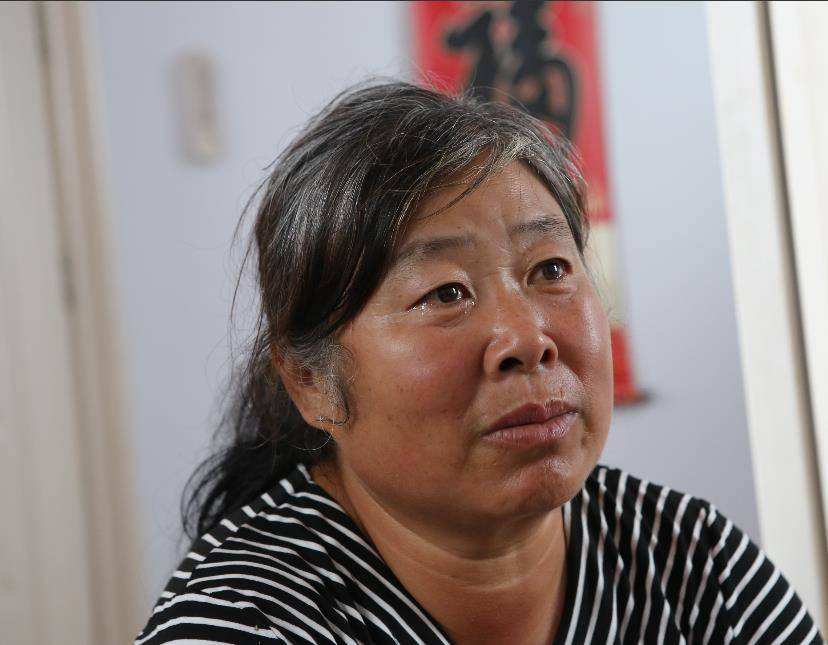 原创山东大姐终生未嫁38年间和两弟弟相依为命让他们有尊严地活着