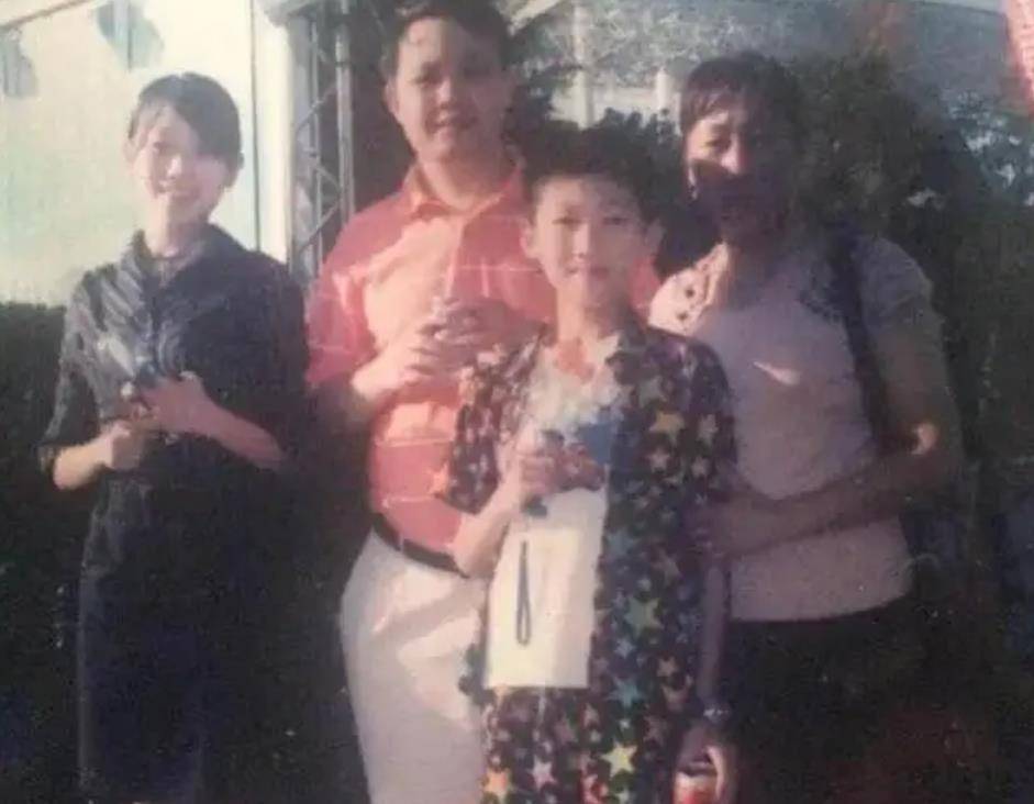 原创玩共享单车破产父母入狱女友跑路的富二代丁伟如今这样活着