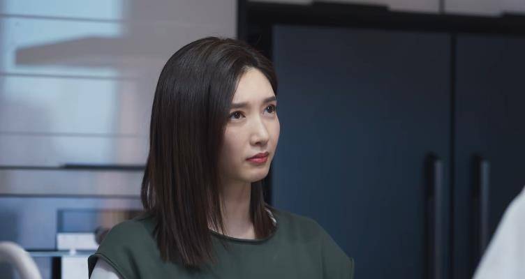 原创欢乐颂3豆瓣46男主胸毛抢眼女四号瞪眼神功不输杨颖