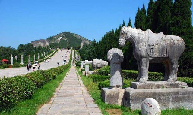 原创古代皇帝真的都是真龙天子吗否则为何他们都会发生这些异象呢
