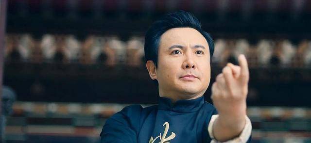 原创《李焕英》演了个花瓶,票房将破20亿,沈腾晋升票房150亿男演员