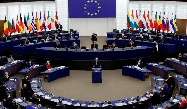 调转枪口27国突然下重手欧盟开危险首枪瞄准中国3张王牌