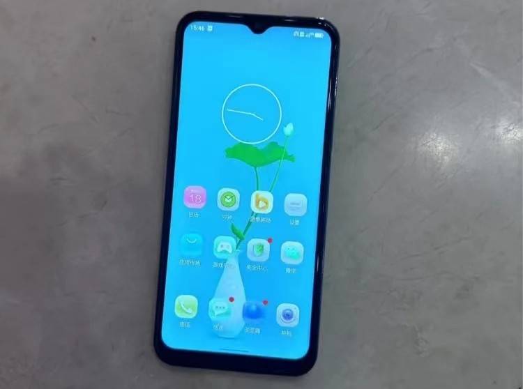 原创骁龙8656000mah大电池4800万像素12gb256gb存储仅699元售价更亲民