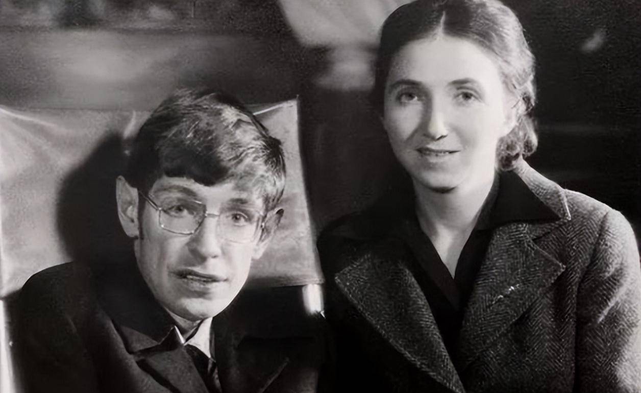 原创霍金21岁便全身瘫痪在轮椅上度过半个世纪那他三个孩子咋来的