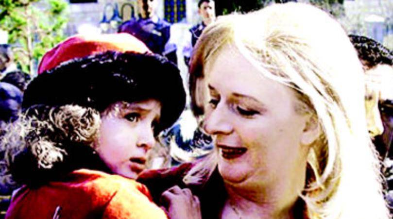 原创阿拉法特死后留下遗产60亿他的娇妻和小女儿后来怎么样了