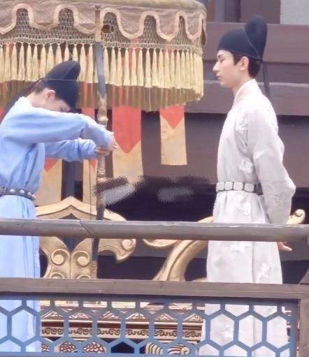 最新路透,成毅对张予曦牵手卖萌,比袁冰妍还要相配_角色_李炎_禹司凤