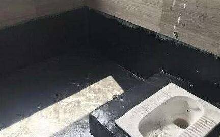 为什么卫生间蹲坑都要把地台抬高听师傅说完才知好处真多