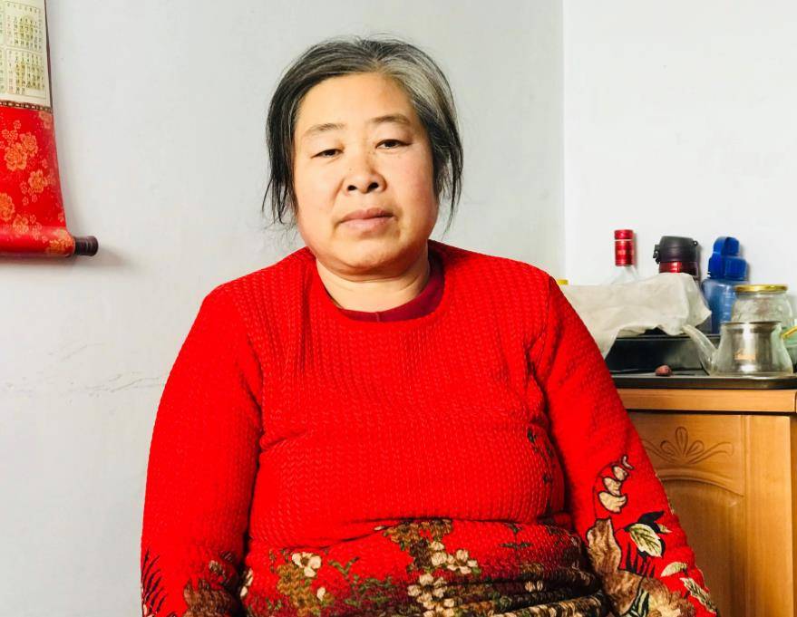 原创山东大姐终生未嫁38年间和两弟弟相依为命让他们有尊严地活着