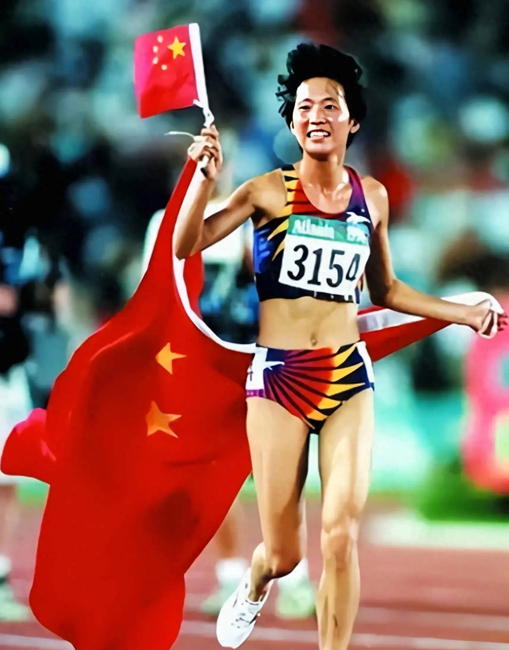 "东方神鹿"王军霞:退役离开国外,家庭重组,生活幸福依旧