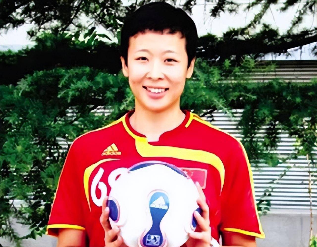 原创2018年40岁女排二传手诞下中泰混血娃结婚8年仍恩爱