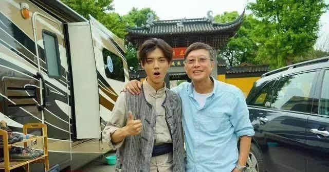 这些前辈却对他们赞赏有加_过程_汪龙_张嘉译