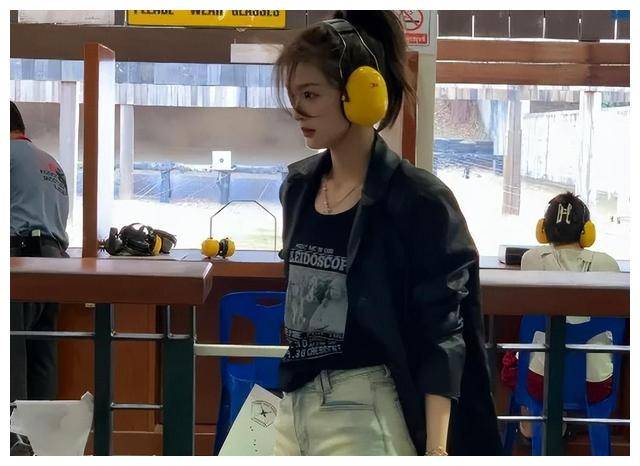 小羽_爱情_休闲