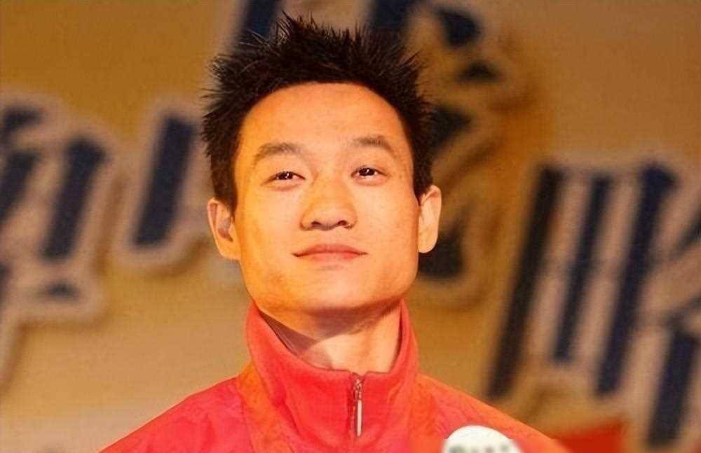 原创体操冠军杨威08年奥运体操全能王现只能依赖呼吸机生活