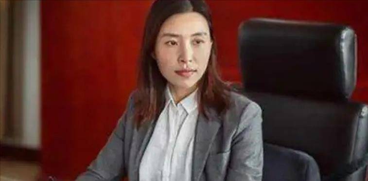 人25岁车祸去世,妻子改嫁给司机,套现146亿离场_聂腾飞_陈小英_报关单