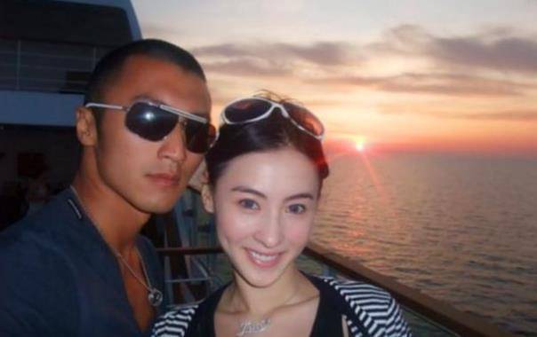 忍了12年,摄影师"亲口爆出"小林青霞分手内幕,终于水落石出_谢霆锋