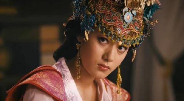 上嫂子,为娶她杀光她全家,帝国却因她变得更加强盛_李谅祚_梁氏_发展